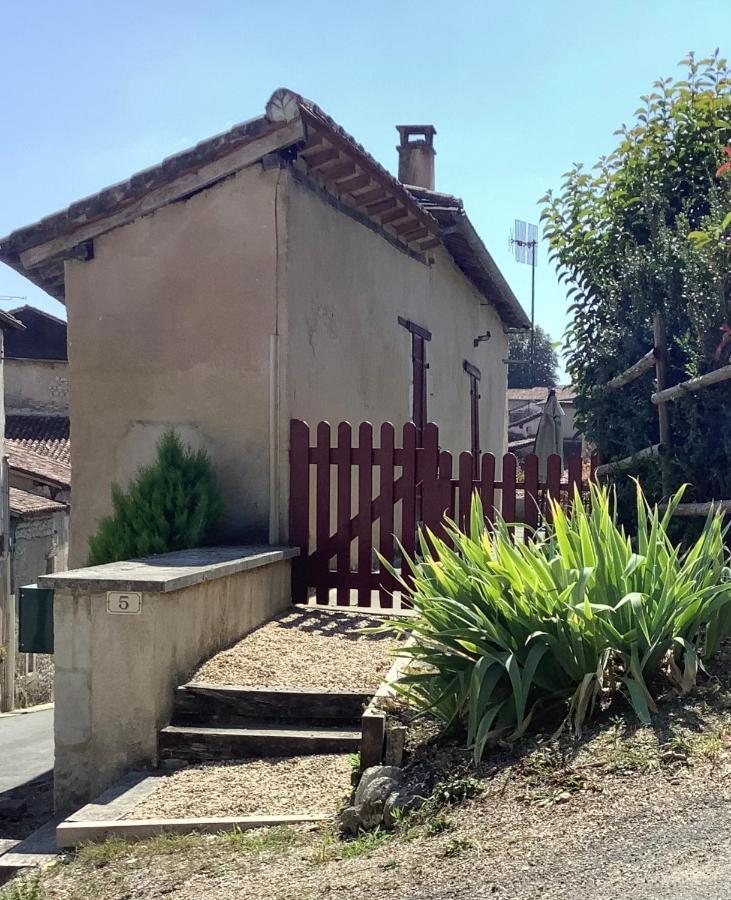 Villa Le Tourniquet - Aubeterre Tiny House Extérieur photo